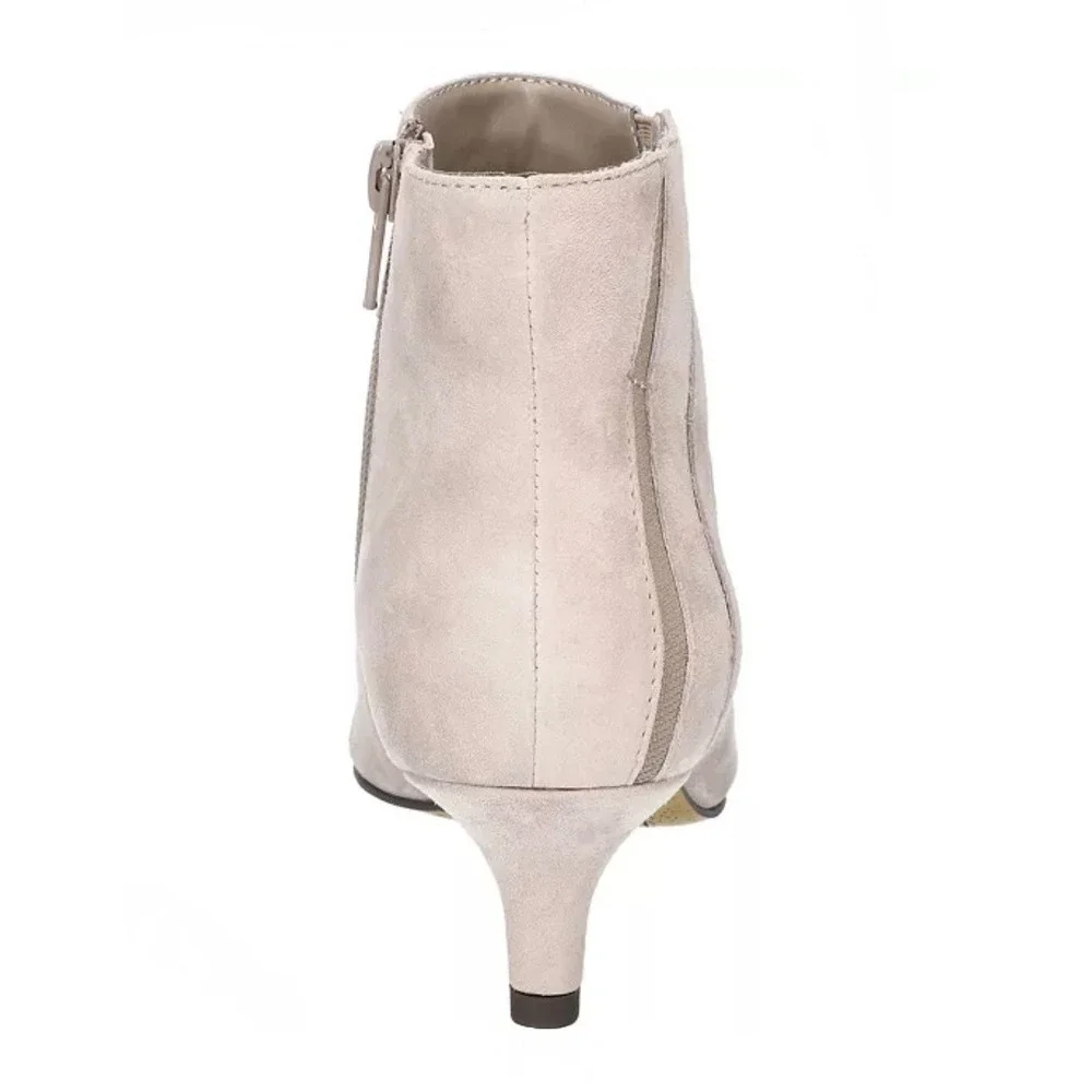 Bella Vita Light Taupe Leather Suede Pointed Toe Kitten Heel Ankle Boots Size 10